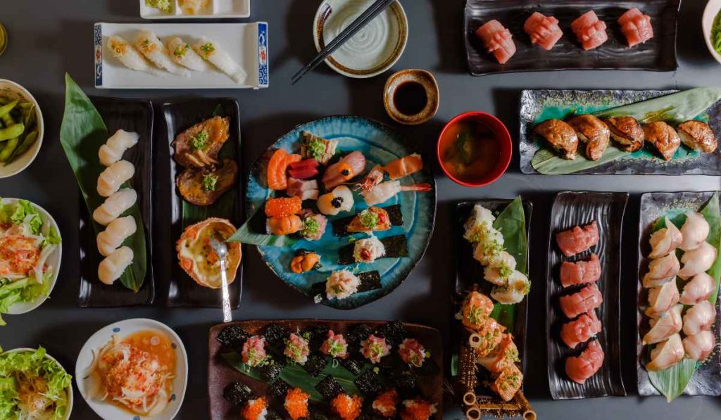 Japanese habit of Mindful Eating for Balance and Health