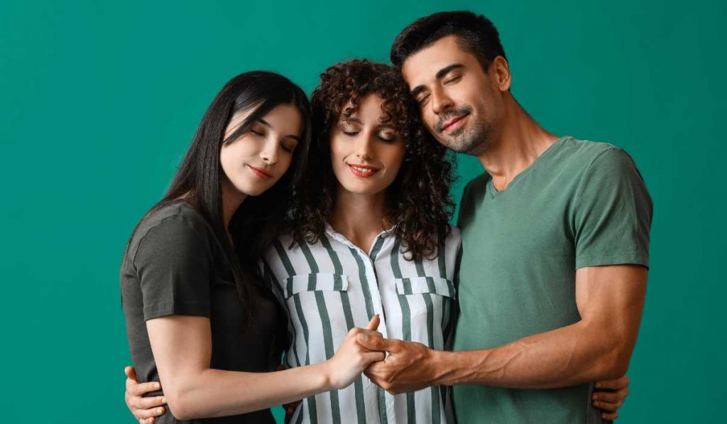 Polygamy - illegal thing that should be legal