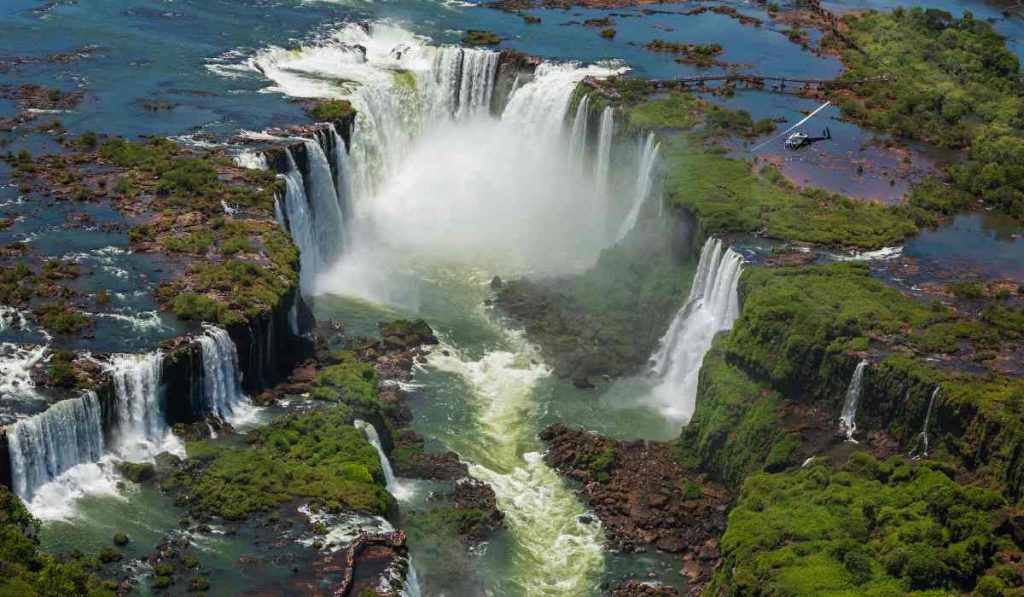 Argentina And Brazil - weirdest border of the world
