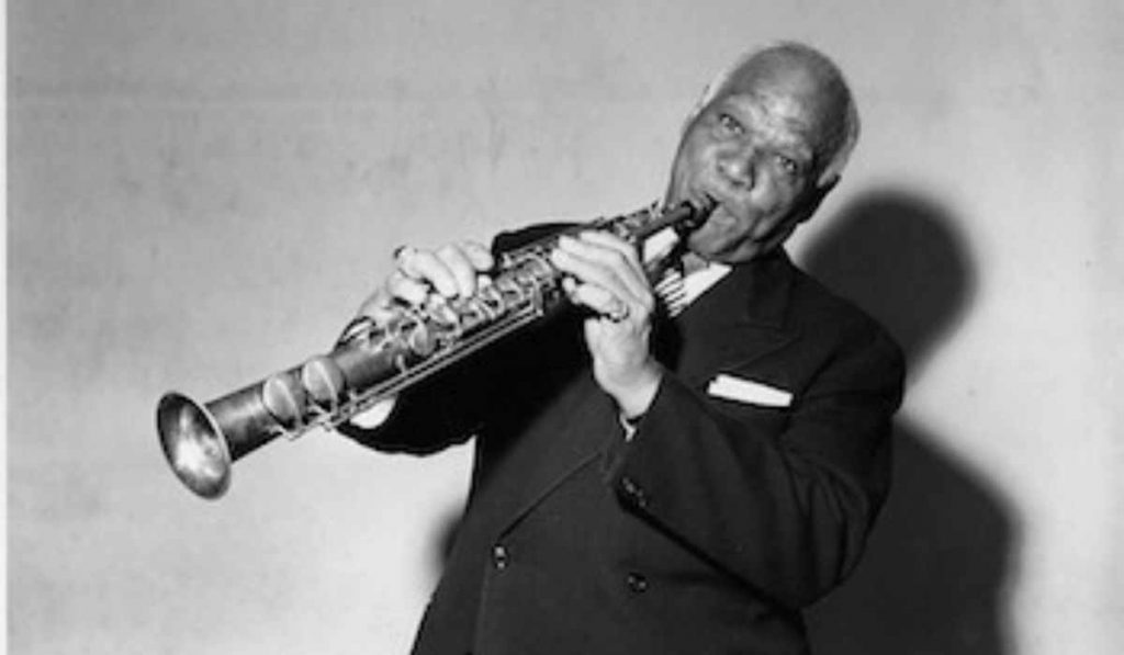 Sidney Bechet has the same birth and death date