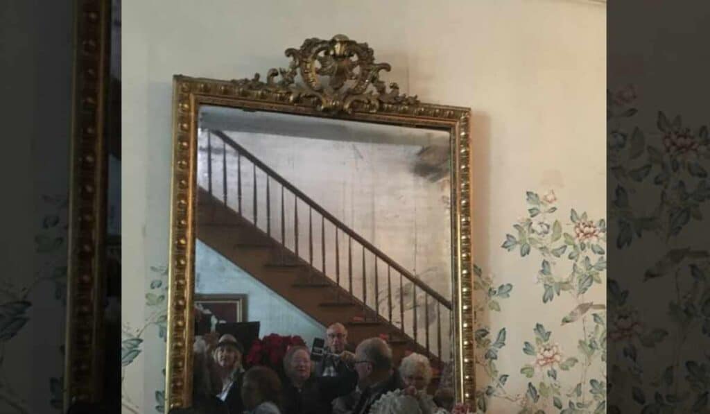 The Myrtles Plantation Mirror is a paranormal object