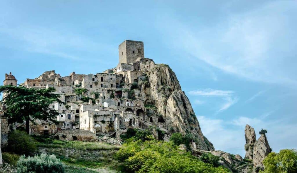 abandoned city in Italy