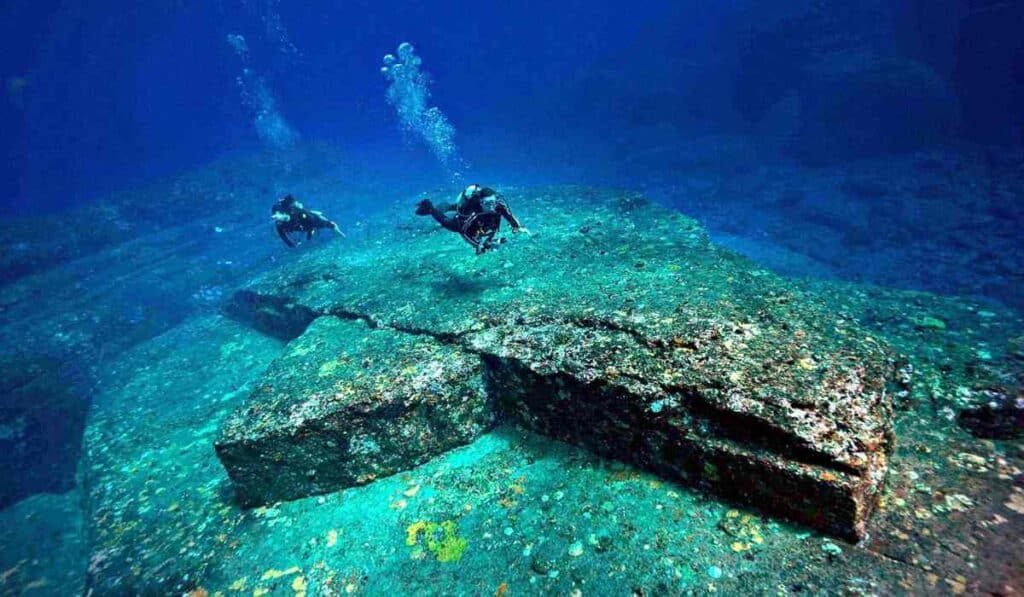 underwater city in Japan