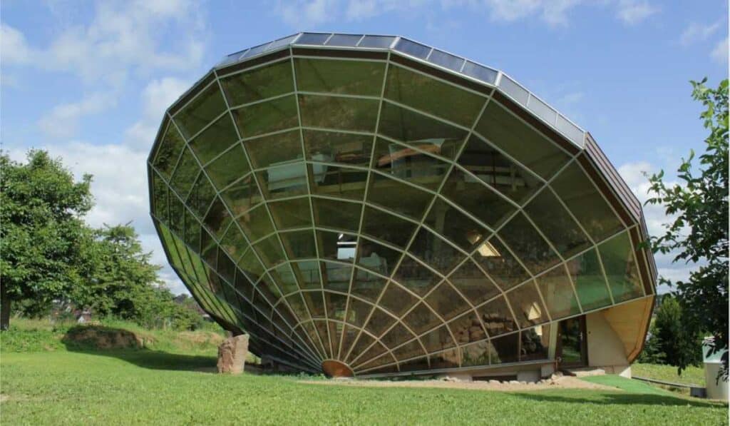Unusual Houses in the world - Heliodome