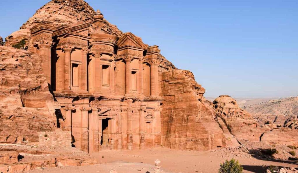 Underground cities in the world - Petra, Jordan