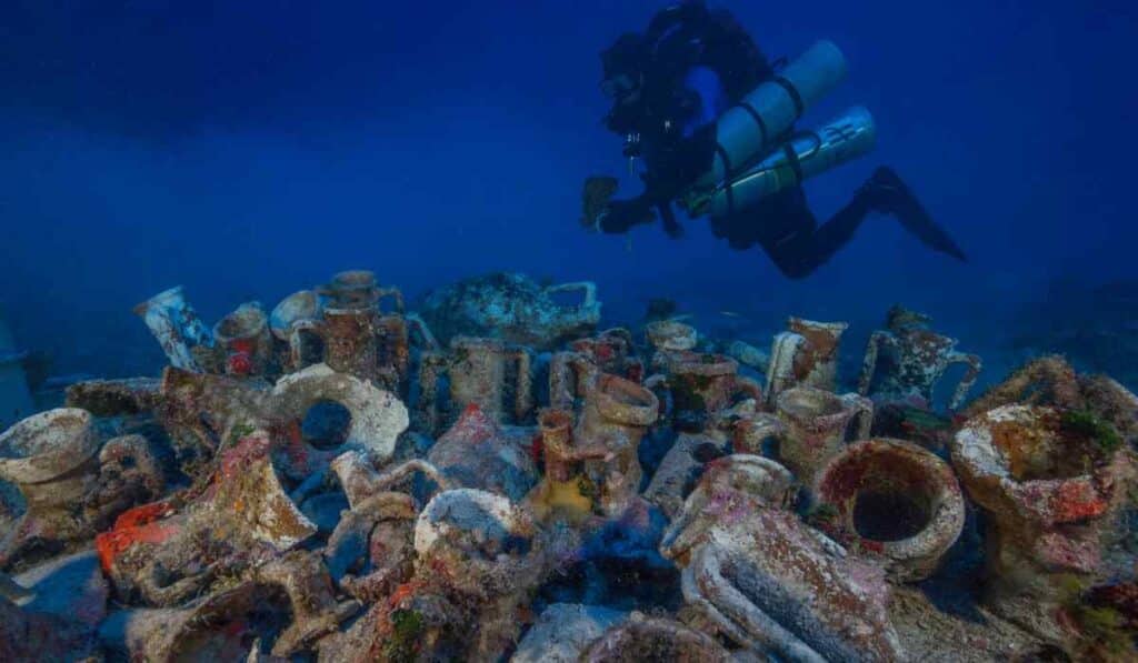 sunken shipwreck of The Antikythera