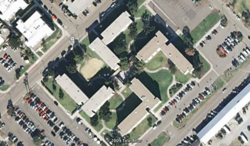 unbelievable things on Google Earth - Swastika building