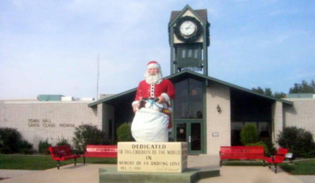 There Is A Town Named “Santa Claus” in USA
